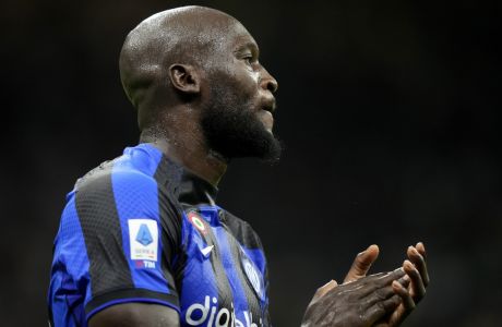 Inter Milan's Romelu Lukaku reacts during a Serie A soccer match between Inter Milan and Spezia at the San Siro stadium in Milan, Italy, Saturday, Aug.20, 2022. (AP Photo/Luca Bruno)