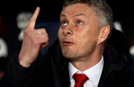 Manchester United coach Ole Gunnar Solskjaer gestures prior the Champions League quarterfinal, second leg, soccer match between FC Barcelona and Manchester United at the Camp Nou stadium in Barcelona, Spain, Tuesday, April 16, 2019. (AP Photo/Manu Fernandez)