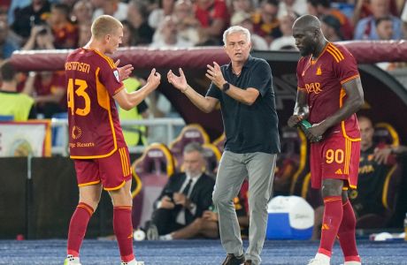 Ρόμα: Φοβερός Μουρίνιο! Χρησιμοποίησε ball boy για να δώσει οδηγίες στους παίκτες του