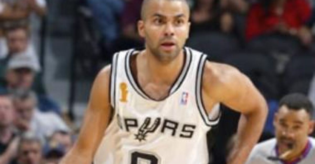 Паркер си. Тим Данкан баскетболист. Tony Parker. Тони Паркер баскетболист.