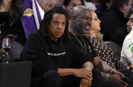 Ο θρύλος της ραπ Jay Z "νέος ατζέντης" των Βινίσιους, Μαρτινέλι και Σεμπά