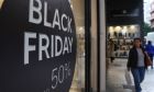 Έρχεται η Black Friday: Πότε αρχίζουν οι προσφορές