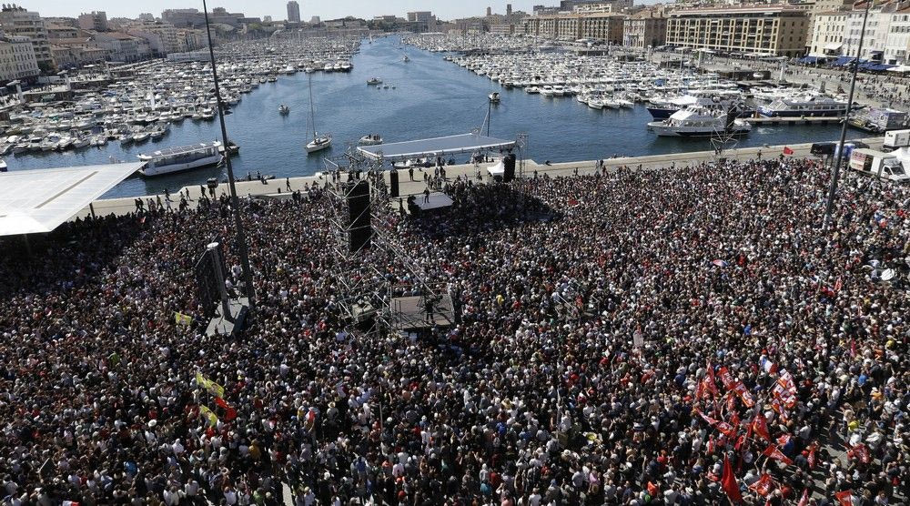 Στη Μασσαλία ξεχύθηκαν στους δρόμους παρατώντας τη Μαρσέιγ!