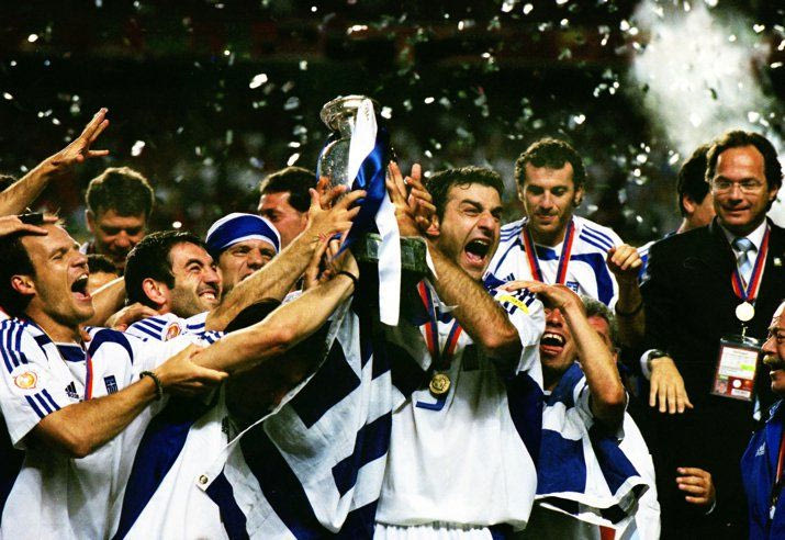 France Football: “Αριστούργημα η Ελλάδα το 2004”