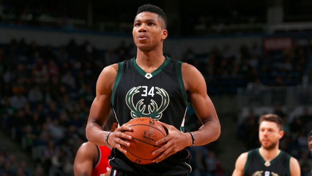 Top 10 με air… Giannis