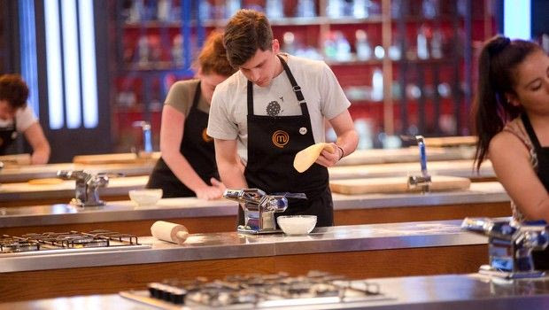 MasterChef: Αν οι 11 διαγωνιζόμενοι ήταν γνωστοί Έλληνες ποδοσφαιριστές