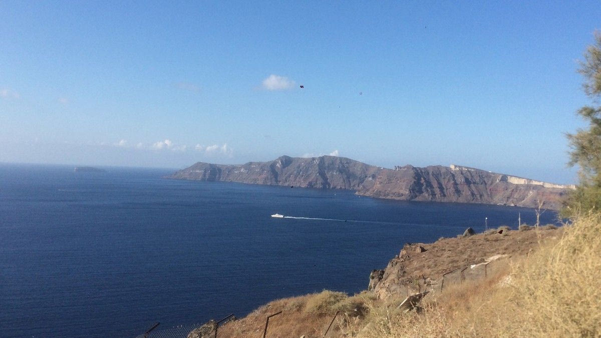 Santorini Experience, 1η ημέρα: Freedom σ’ ένα αξεπέραστο τοπίο