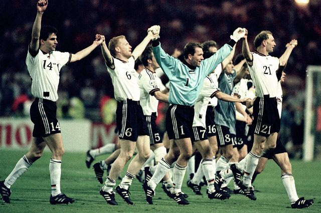 Euro ’96, ημέρα 18: Το ποδόσφαιρο (δεν) γύρισε σπίτι