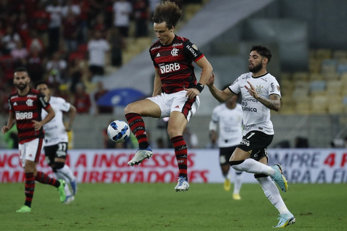 Νταβίντ Λουίζ: Στο κλειστό κλαμπ των “12” με Copa Libertadores και Champions League